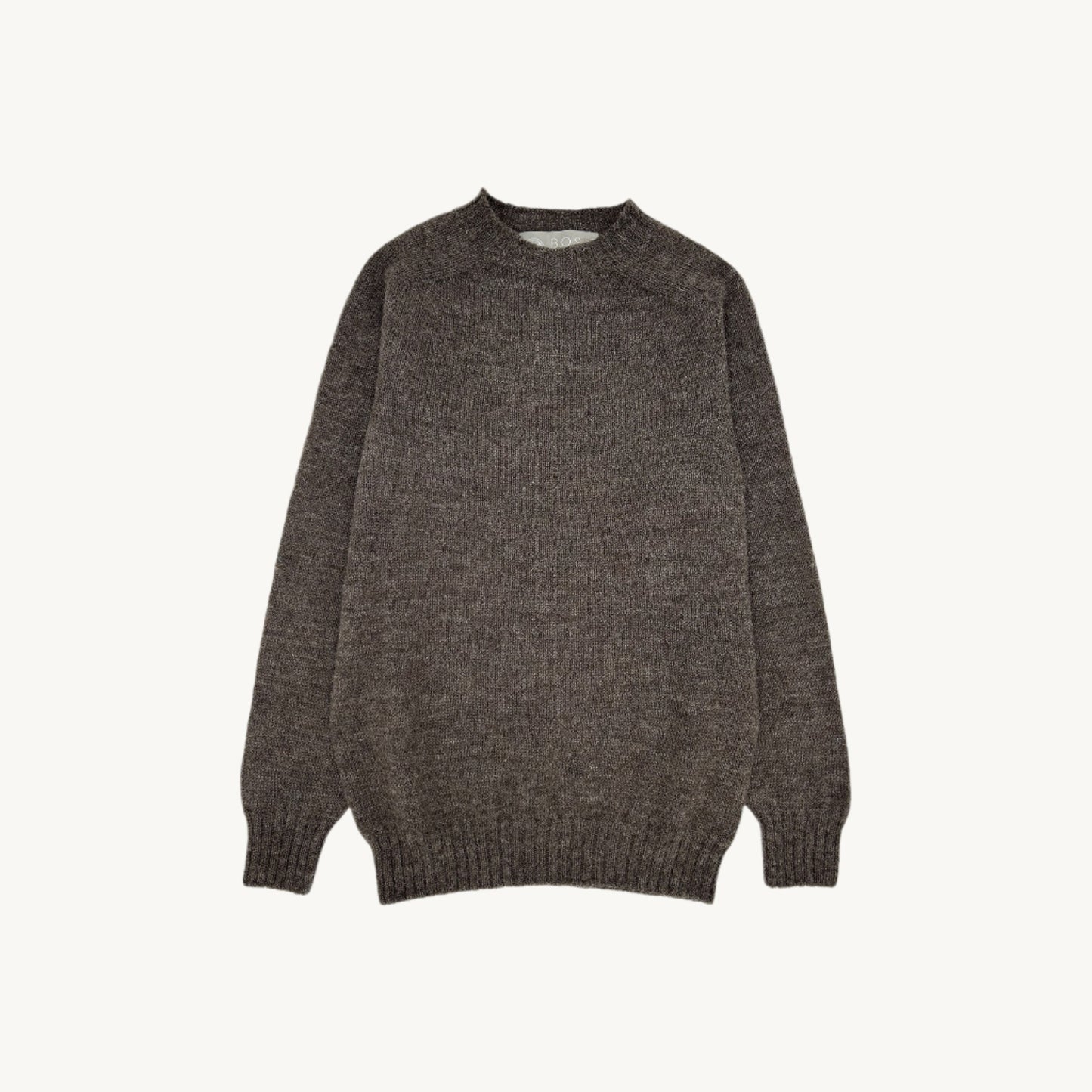 Flatbed Photograph of a Bosie Knitwear Harley of Scotland undyed seamless saddle shoulder men's Sherpa 2 ply Voe True Shetland sweater jumper in Grey.