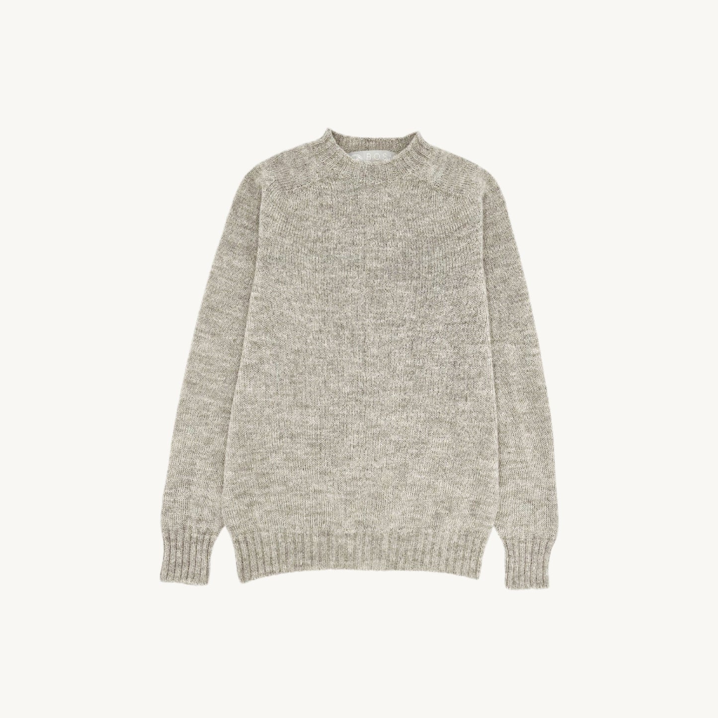 Flatbed Photograph of a Bosie Knitwear Harley of Scotland undyed seamless saddle shoulder men's Sherpa 2 ply Voe True Shetland sweater jumper in Warm Silver