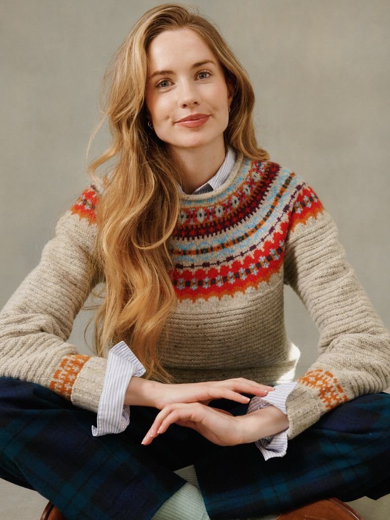 Woman wearing a Mull Natural fairisle Bosie Cottage Stitch Effect Glenugie Nep Fairisle Yoke Sweater