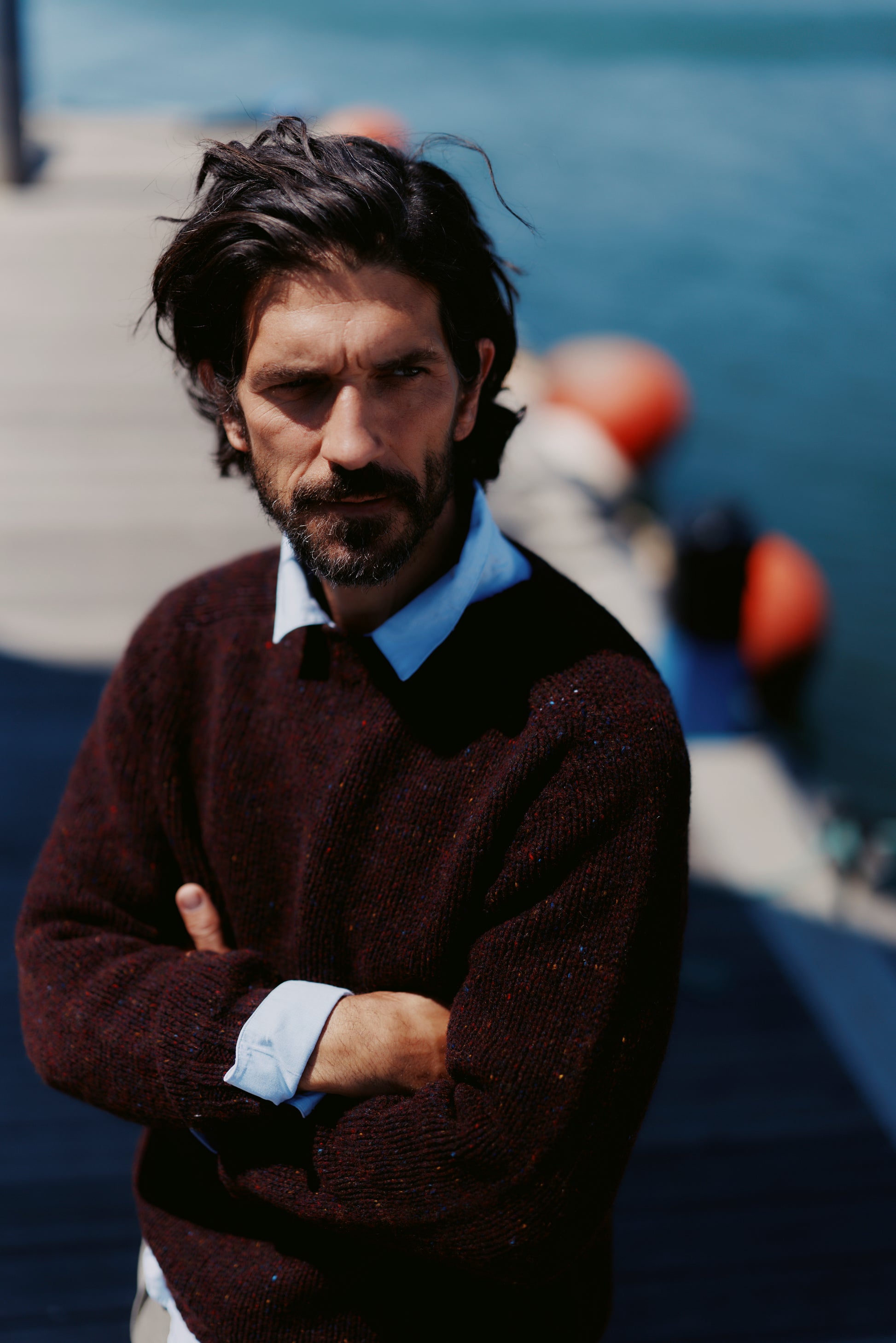 Model wearing a Bosie Knitwear Blue Mogganer Trawlerman Chunky Glenugie Nep Sweater in colour Lewis Dark Aubergine.